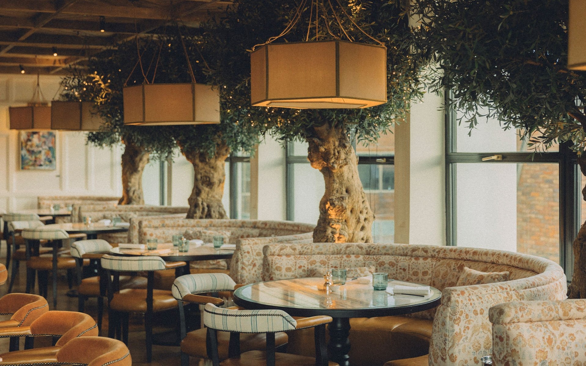 Large booths at Jean Georges